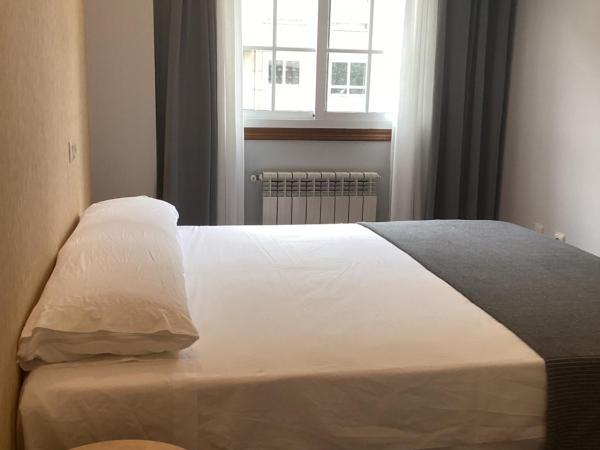 Saudade Hostal Cafetería : photo 4 de la chambre chambre double