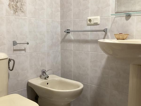 Saudade Hostal Cafetería : photo 7 de la chambre chambre double