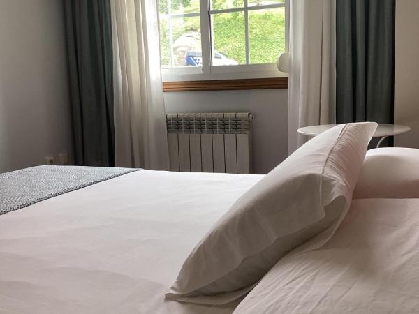 Saudade Hostal Cafetería : photo 10 de la chambre chambre double