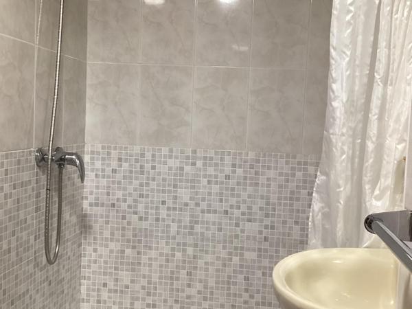 Saudade Hostal Cafetería : photo 9 de la chambre chambre double