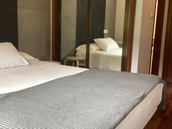 Saudade Hostal Cafetería : photo 6 de la chambre chambre double