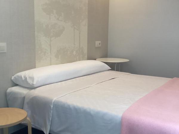 Saudade Hostal Cafetería : photo 6 de la chambre chambre double