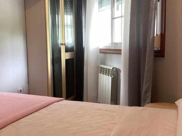 Saudade Hostal Cafetería : photo 5 de la chambre chambre double