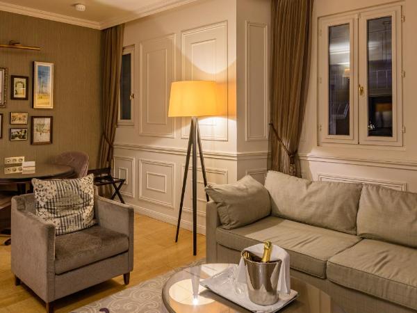 La Clef Louvre Paris by The Crest Collection : photo 4 de la chambre suite royale - forfait vip