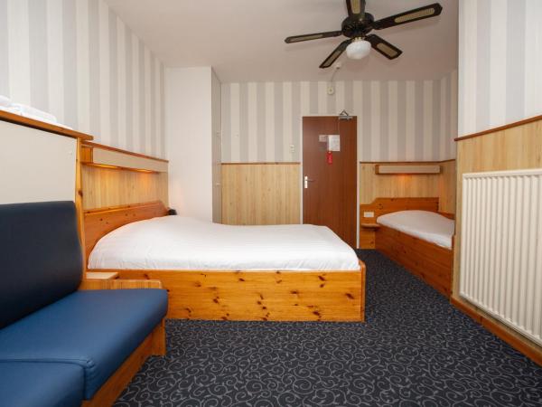 Hotel Breitner : photo 4 de la chambre chambre triple standard