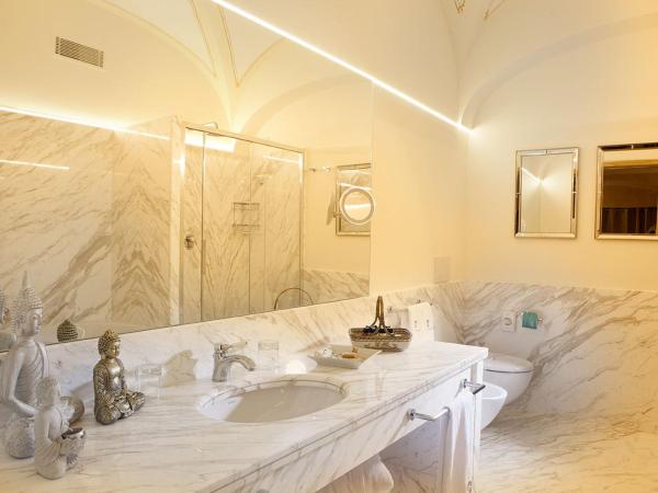 Palazzo Marziale : photo 2 de la chambre chambre lit king-size deluxe