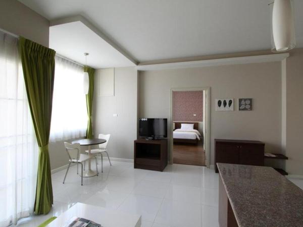 Baiyoke Ciao Hotel : photo 6 de la chambre one-bedroom suite double