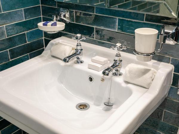 Ocean Mist Leith : photo 6 de la chambre chambre lit king-size