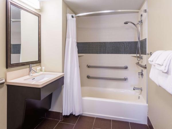 Sonesta ES Suites Atlanta Perimeter Center : photo 9 de la chambre suite 1 chambre lit queen-size avec baignoire - accessible aux personnes à mobilité réduite