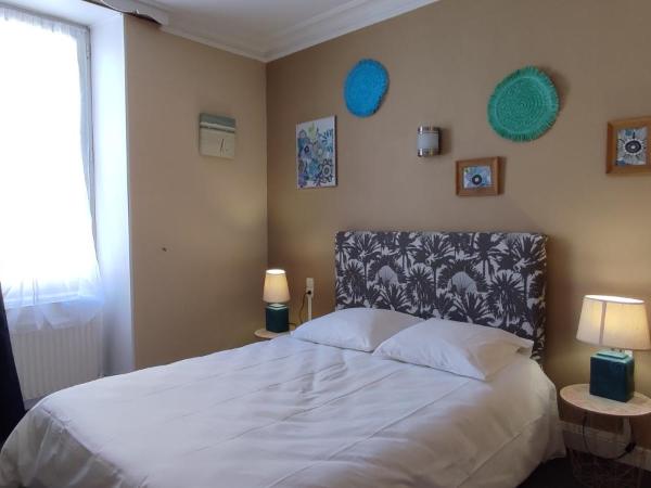 Hotel & Cantine De La Plage : photo 3 de la chambre chambre double