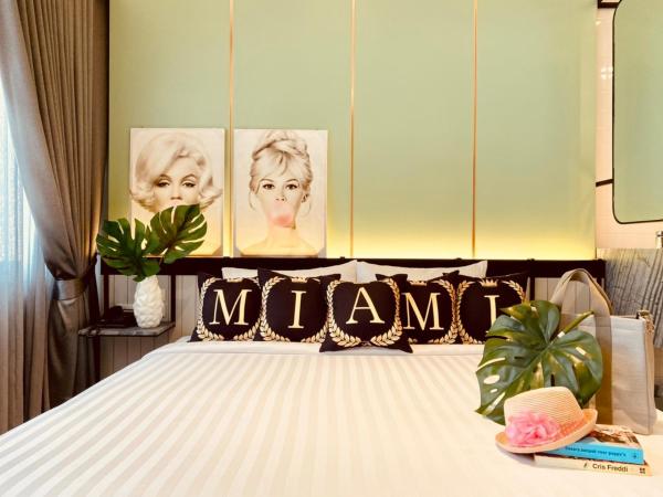 Miami Hotel Bangkok - SHA Plus : photo 4 de la chambre chambre deluxe double ou lits jumeaux