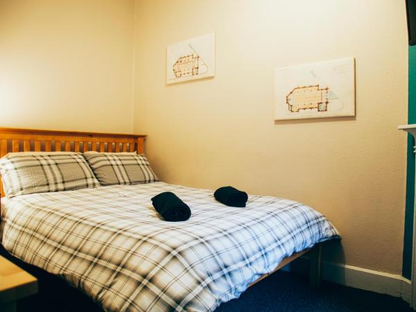 Belford Hostel : photo 6 de la chambre chambre double avec salle de bains commune