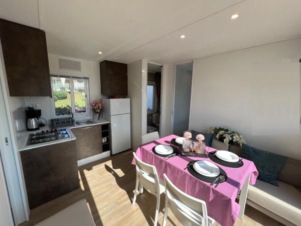 Mobile Homes Relax Park Umag : photo 2 de la chambre mobile home