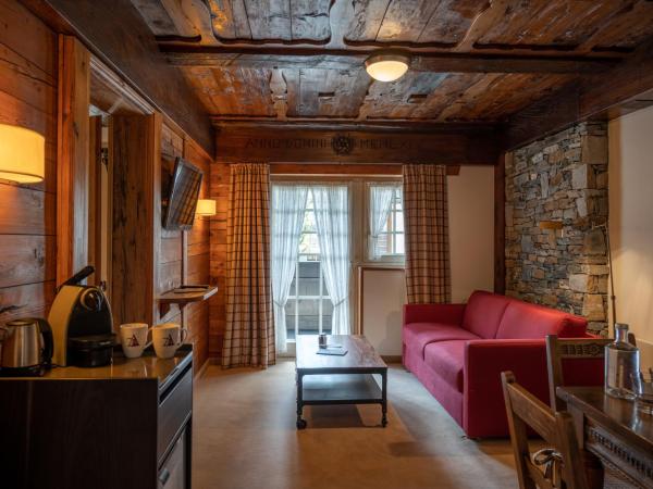 SchlossHotel Zermatt Active & CBD Spa Hotel : photo 3 de la chambre chambre familiale