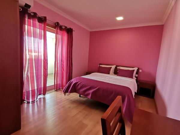 Hotel Hebe Peniche : photo 1 de la chambre chambre double avec balcon