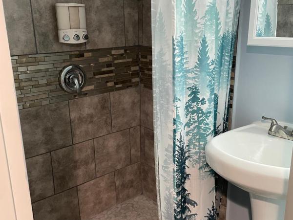 Downtown Suite - Close to Topgolf, Horseshoe Casino, UM Baltimore : photo 5 de la chambre studio double deluxe