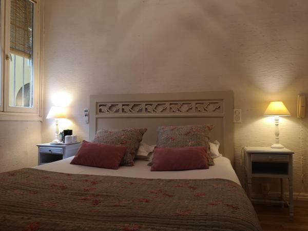 Hôtel De L'Amphithéâtre : photo 3 de la chambre chambre simple - grand lit