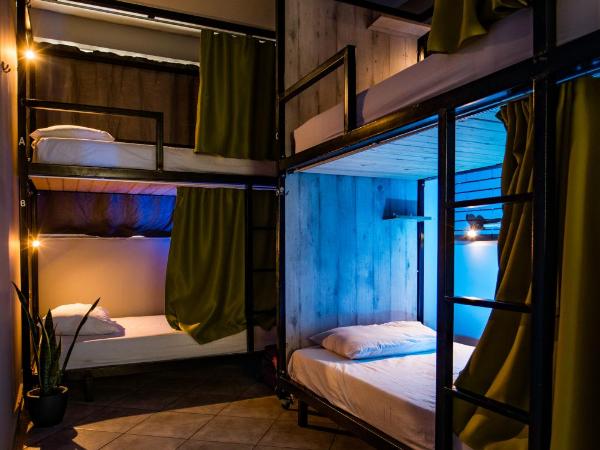 Bedway Athens Hostel : photo 3 de la chambre lit simple dans dortoir pour femmes