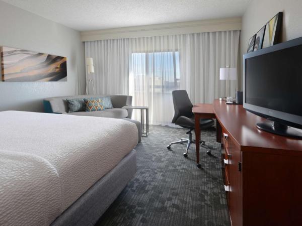 Sonesta Select Dallas Central Expressway : photo 1 de la chambre chambre lit king-size
