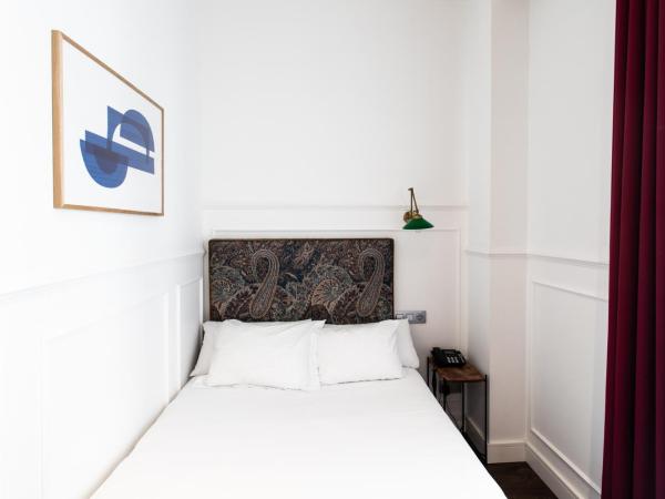 Hotel Trueba : photo 2 de la chambre chambre double Économique avec balcon