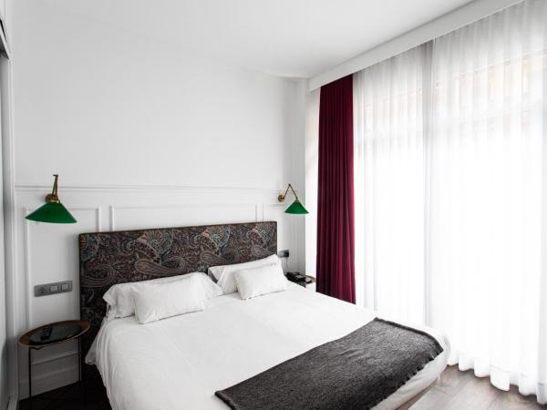 Hotel Trueba : photo 7 de la chambre chambre double deluxe avec balcon