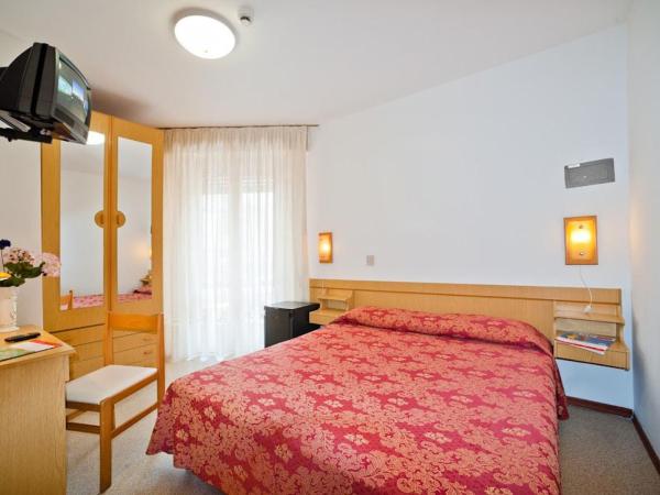 Hotel Bianchi : photo 5 de la chambre chambre double ou lits jumeaux avec balcon