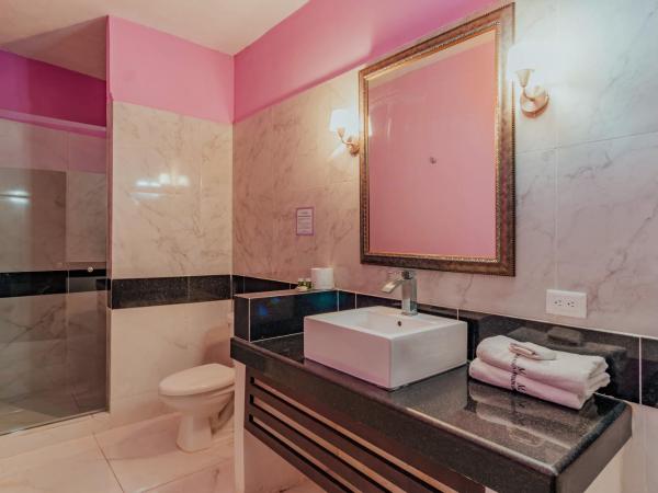 Hotel Lavanda CAS Merida : photo 9 de la chambre chambre deluxe avec 2 lits doubles