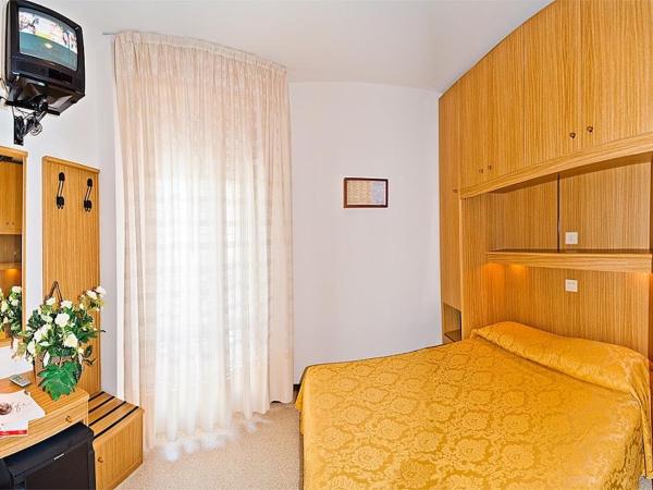 Hotel Bianchi : photo 6 de la chambre chambre double ou lits jumeaux avec balcon