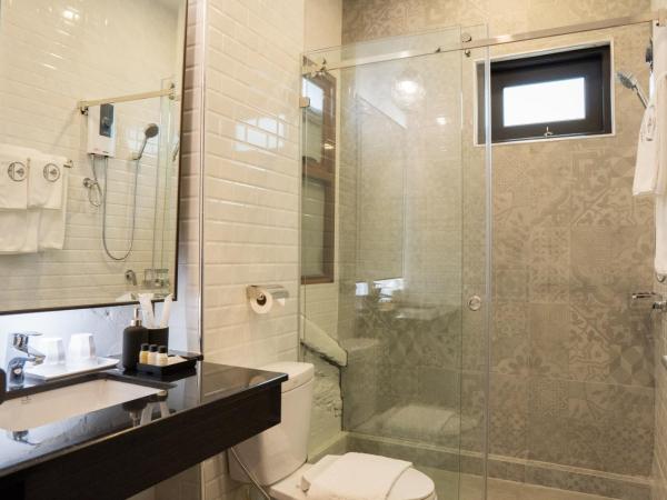 BAAN 125 STAY Phuket : photo 4 de la chambre studio avec balcon