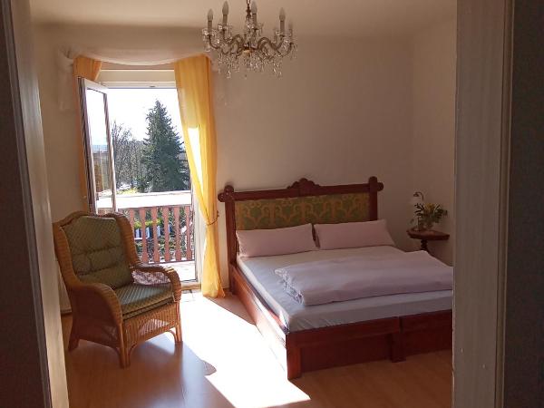 Pension Baron Schoeneck : photo 4 de la chambre suite - vue sur montagne