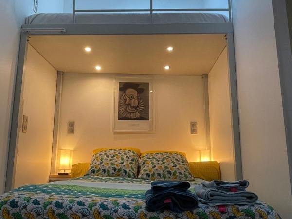 Le 9ième Entracte : photo 6 de la chambre studio avec vue sur jardin