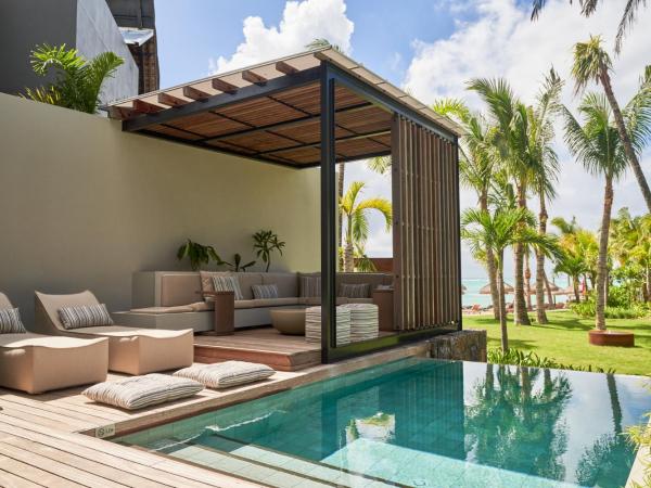 LUX* Grand Baie Resort & Residences : photo 2 de la chambre villa lux* avec piscine