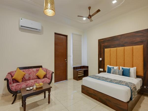Red Tullip MD Valley Resort and Spa : photo 1 de la chambre deluxe pool view room with private balcony