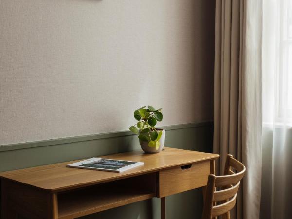 Inhabit Queen's Gardens, a Member of Design Hotels : photo 3 de la chambre chambre lits jumeaux supérieure