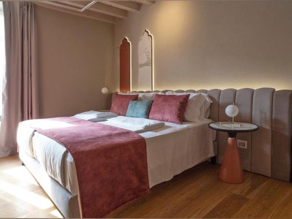 Relais Balcone di Giulietta : photo 7 de la chambre chambre double deluxe