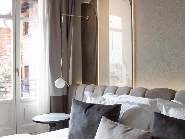 Relais Balcone di Giulietta : photo 2 de la chambre suite deluxe avec baignoire spa