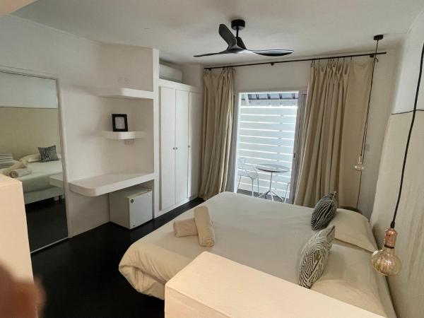 Sous le Badamier Cosy Guest House : photo 8 de la chambre chambre double supérieure