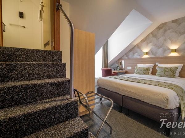 Hotel Fevery : photo 1 de la chambre chambre double standard avec balcon 