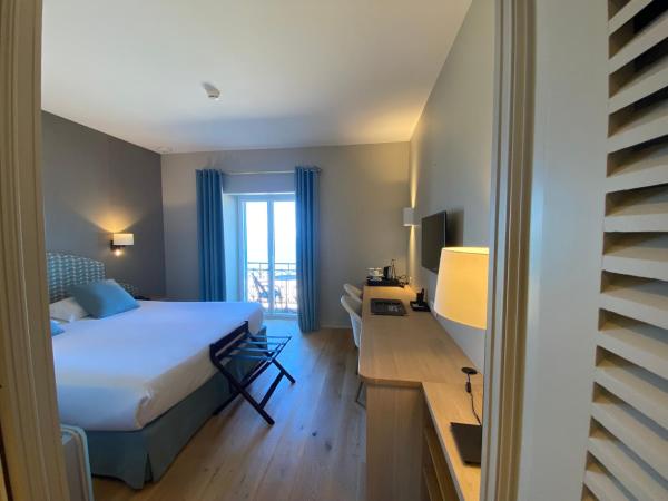 Hôtel de la Plage - Saint Jean de Luz : photo 8 de la chambre chambre avec balcon - vue sur mer
