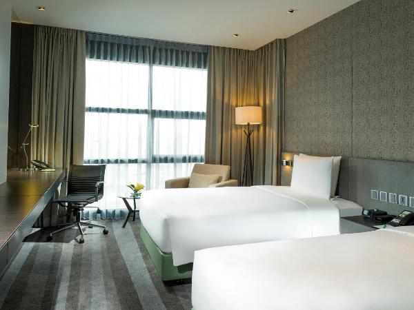 Holiday Inn Bangkok Sukhumvit, an IHG Hotel : photo 4 de la chambre chambre lits jumeaux de luxe - non-fumeurs