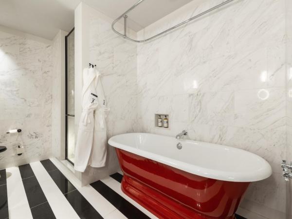 The Editory Boulevard Aliados Hotel - Preferred Hotels : photo 3 de la chambre suite avec vue sur aliados