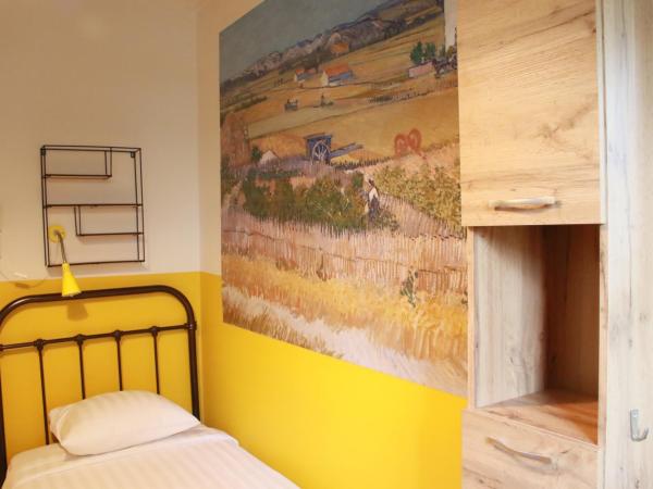 Bicycle Hotel Amsterdam : photo 4 de la chambre chambre simple avec salle de bains commune