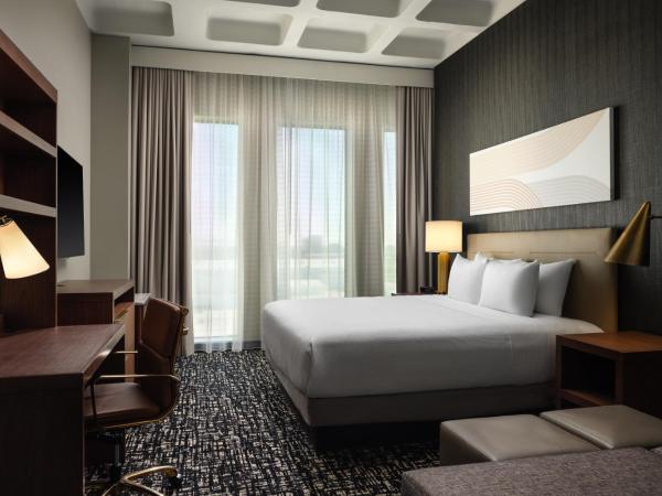 Hyatt Place LAX/Century BLVD : photo 2 de la chambre chambre lit king-size avec canapé-lit