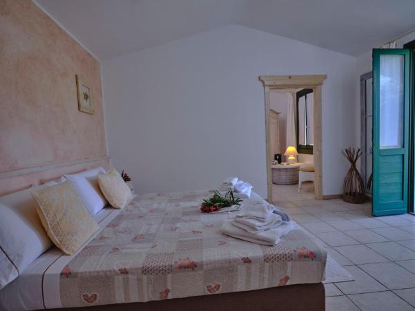 LOCANDA MURALES - Turismo rurale : photo 9 de la chambre chambre quadruple classique