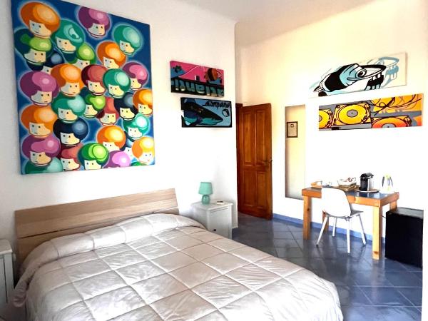 B&B Villa Regine : photo 7 de la chambre chambre double avec salle de bains privative