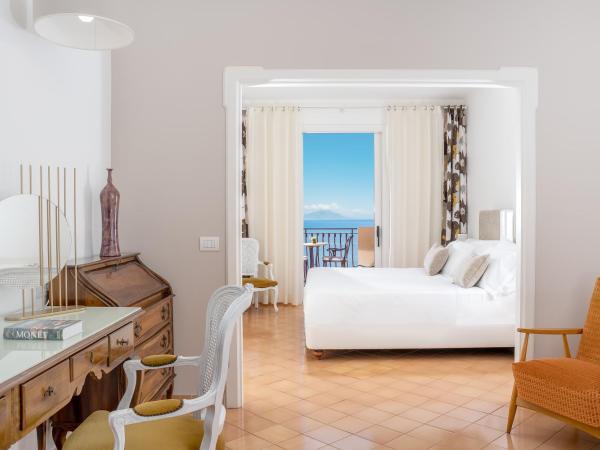 Hotel Belair : photo 3 de la chambre suite junior avec terrasse et vue sur la mer