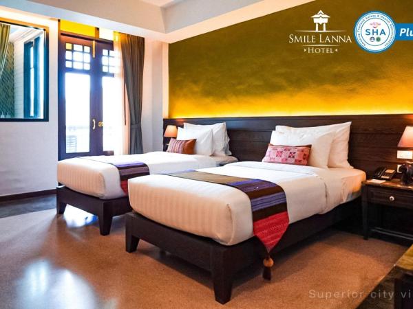 Smile Lanna Hotel : photo 4 de la chambre chambre double ou lits jumeaux supérieure avec vue sur ville