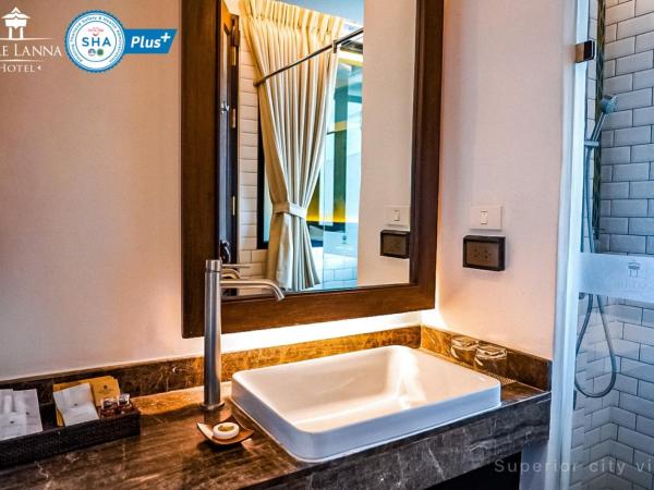 Smile Lanna Hotel : photo 9 de la chambre chambre double ou lits jumeaux supérieure avec vue sur ville