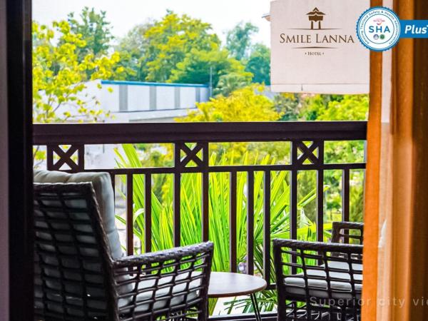 Smile Lanna Hotel : photo 6 de la chambre chambre double ou lits jumeaux supérieure avec vue sur ville