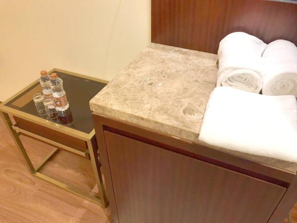 KAY-EM Spectra Hotel : photo 4 de la chambre chambre double ou lits jumeaux standard